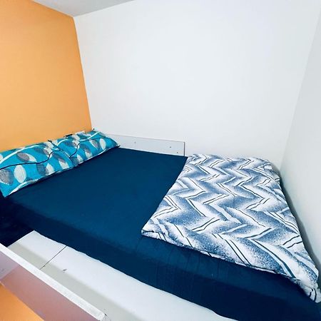 Apartamento Moon Backpackers Burjman Exit 2, Family Partitions, Loft Partitions, Dubái Exterior foto