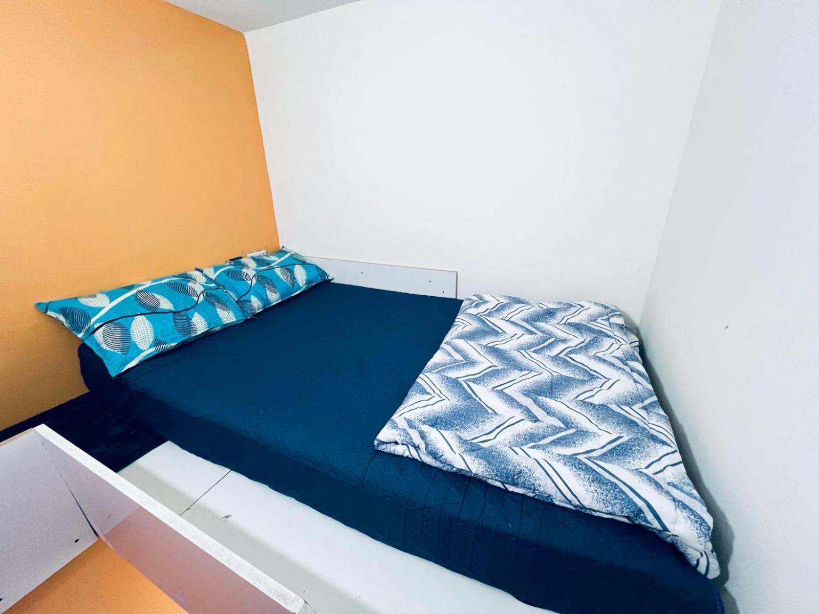 Apartamento Moon Backpackers Burjman Exit 2, Family Partitions, Loft Partitions, Dubái Exterior foto